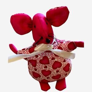 VTG Style Fabric Mouse Pin Cushion Pink Hearts Valentine Handmade Sewing Gift